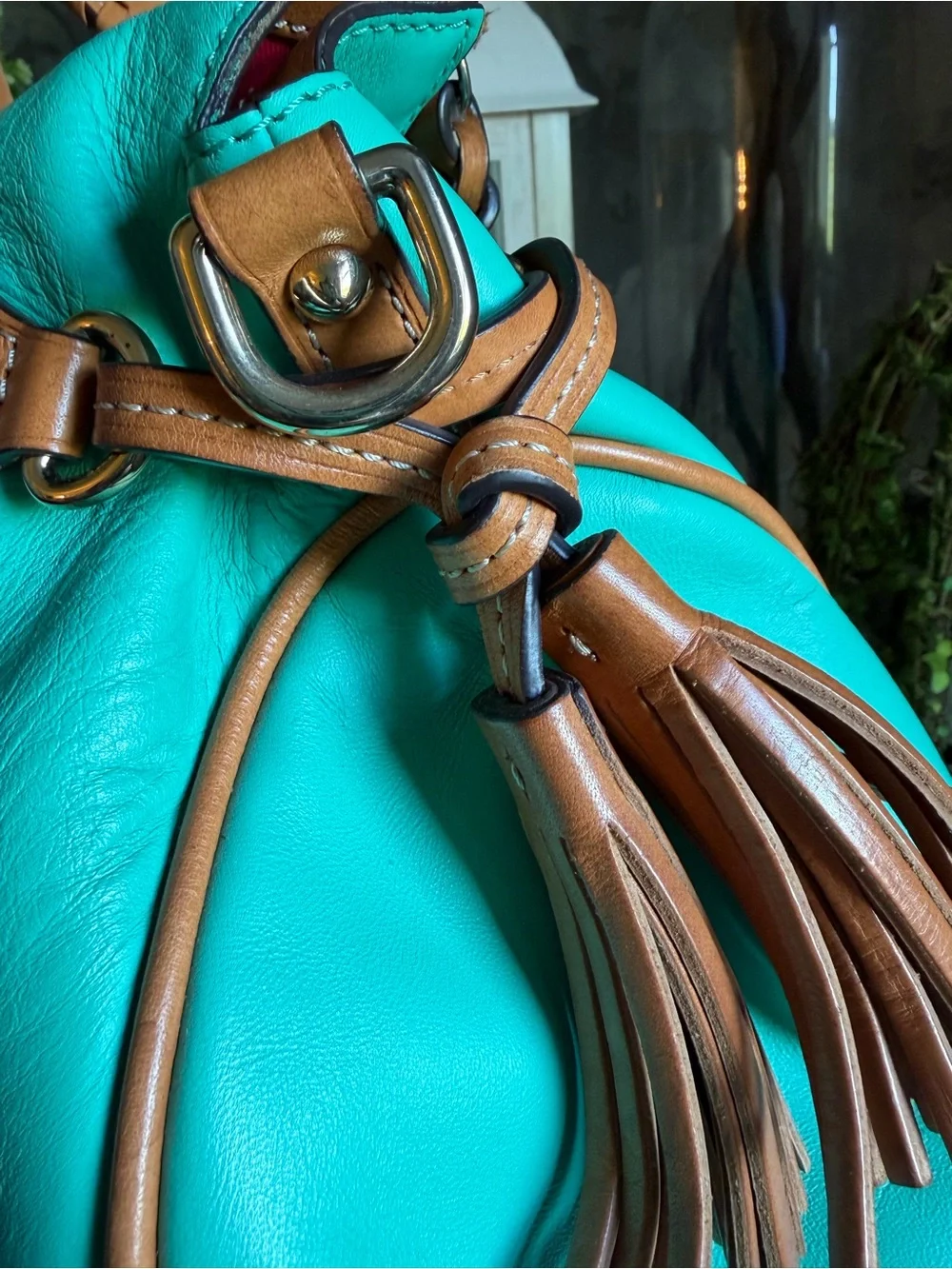 Dooney & Bourke shoulder handle 13